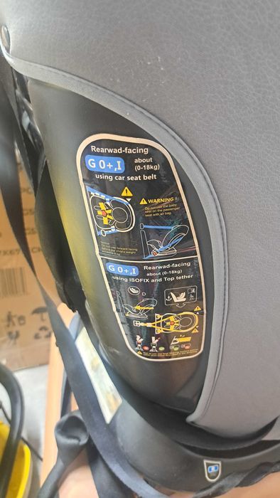 Столче за кола Chipolino Isofux Techno 360