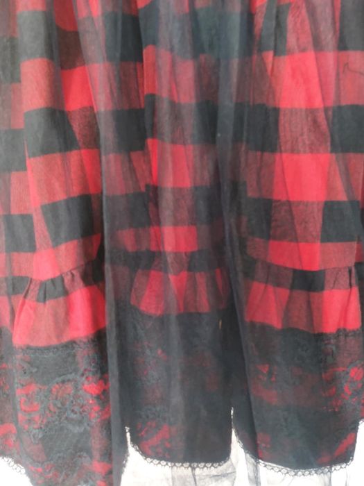 Продавам нови рокли