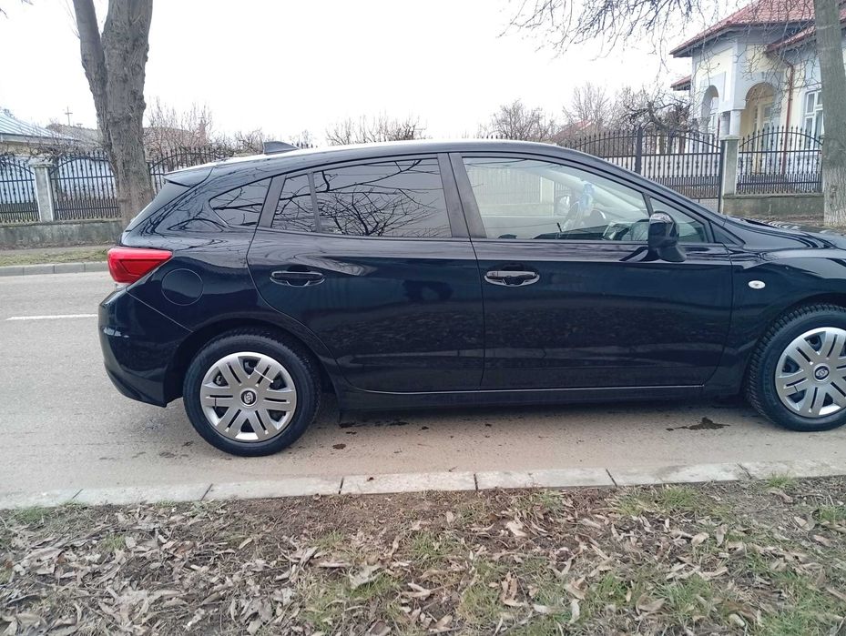 Subaru Impreza 1.6i 5D symetrical AWD Active lineartr. Trend