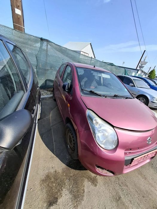 Dezmembrez Suzuki Alto