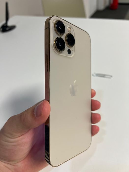 Iphone 13 Promax Gold