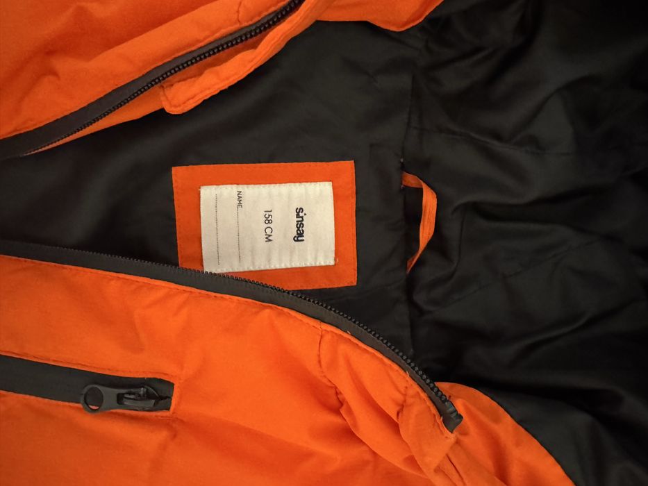 Продам куртку на мальчика 12-13 лет