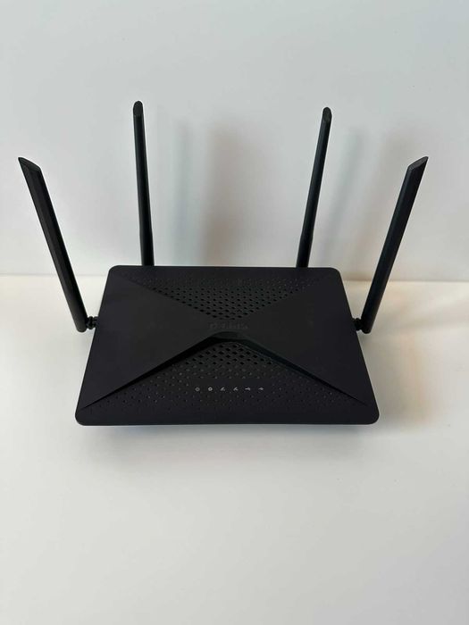 Рутер D-Link DIR-882 EXO AC2600 Wi-Fi 5 (802.11ac) скорост: 800+1733 Mbps