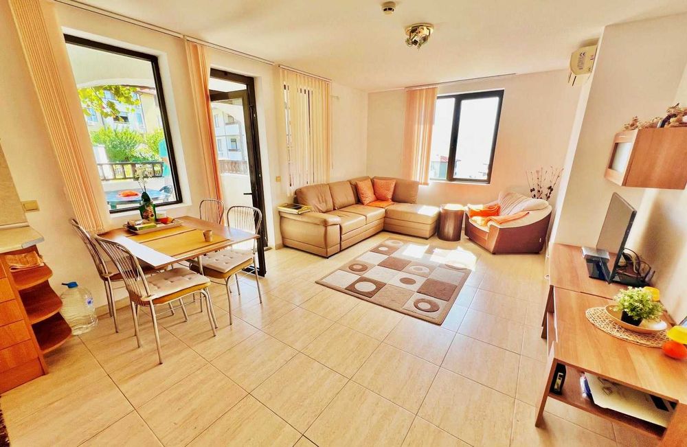 Продава се Двустаен апартамент в Свети Влас - 65 кв.м за 1462 €/кв.м - Снимка #2