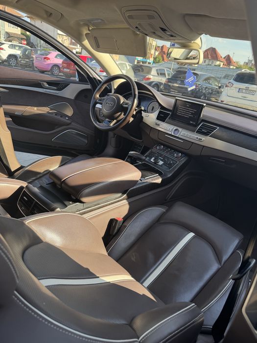 AUDI S8 , BANG OLUFSEN NV Ventilatie, Design selection, masaj, distronic