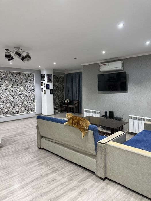 2х комнатная квартира 72м2 ул Абдулла Кахара! Срочно Продажа  США