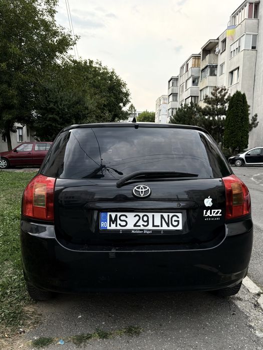 Toyota Corolla 1.6 Benzină
