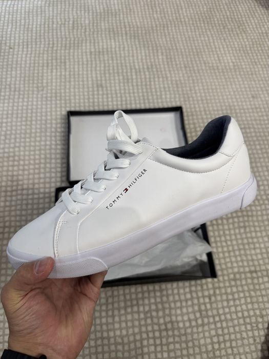 Кроссовки Tommy Hilfiger 44 размера