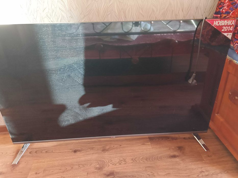 Телевизор на запчасти