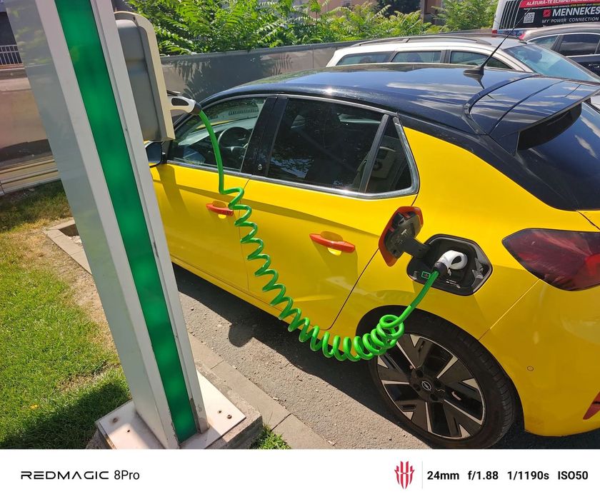 Opel Corsa Unic proprietar,stare bună, autonomie actuală de 182 km,