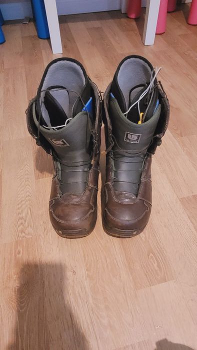 Placa snowboard 159 cu legături Crazy Creek și boots 44 Burton ZONE