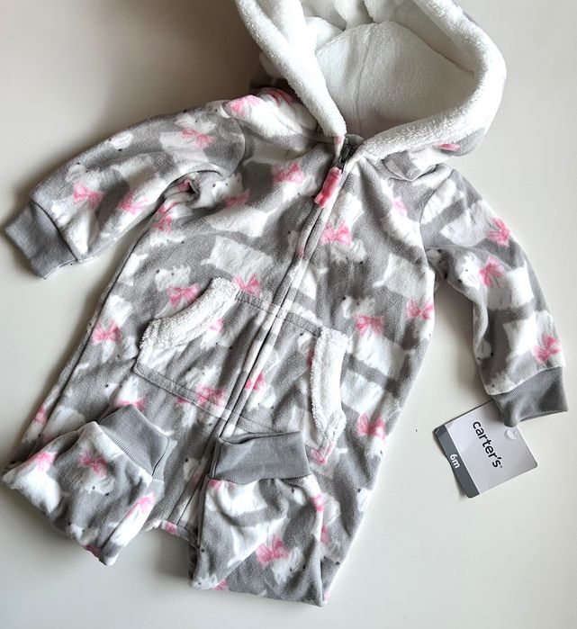 Два нови ромпърa Carters 6 & 12месеца