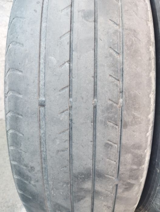 Продам комплект резины 225/50/18.