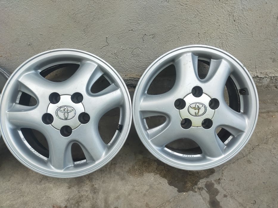 Диск. R15 Toyota сатылады