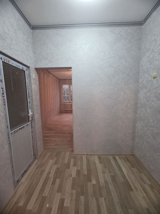 Чилонзор19 нежилой килинган 38м2 2хона 1этаж срочна сотилади