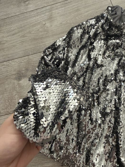 Bluza Bershka cu paiete argintii de ocazie