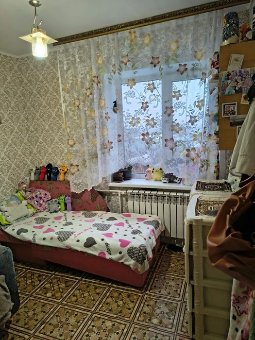 Продам 4х комнатную квартиру