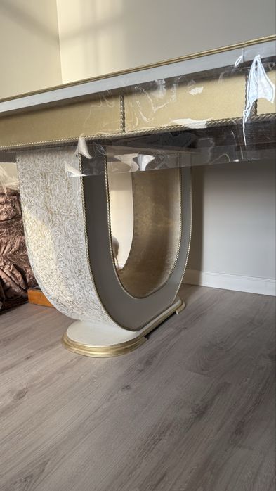 Продам стол 3 метра