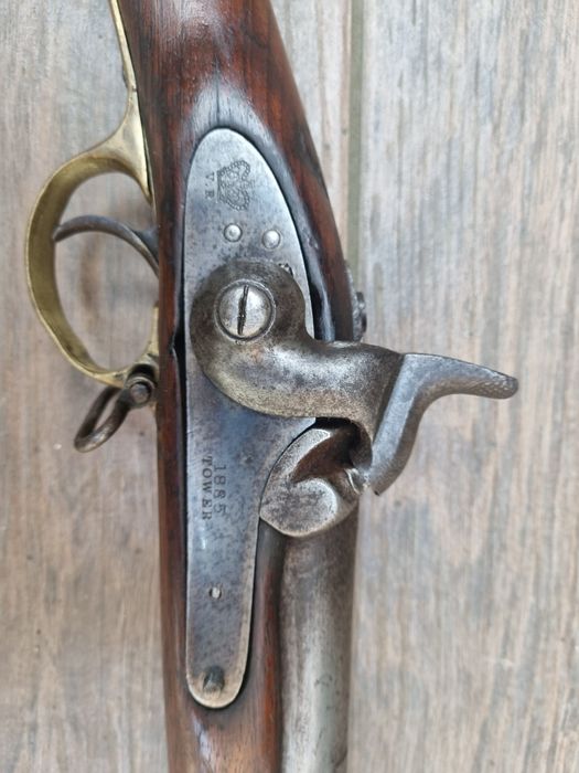 Капсулна пушка Енфийлд