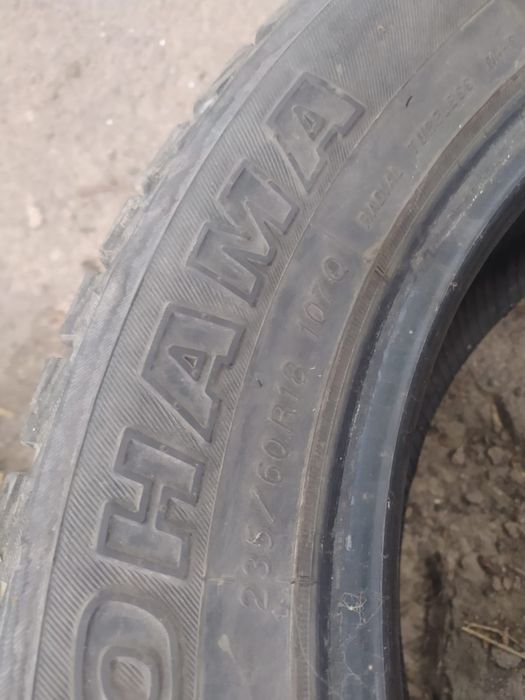 Продам зимние шины.