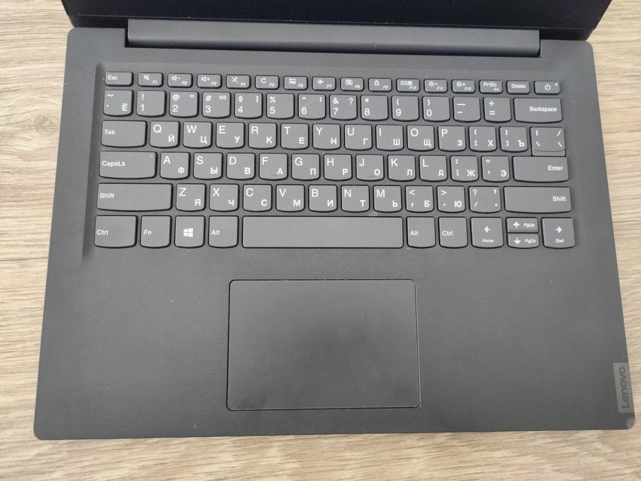 Ноутбук Lenovo V14-ADA (82C6)