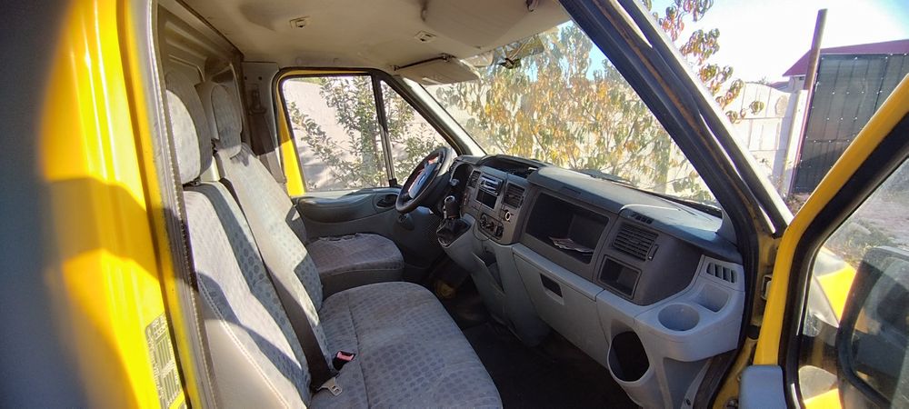 Ford Transit.Duba . Autoutilitara