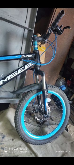 Продам велосипед и самокаты