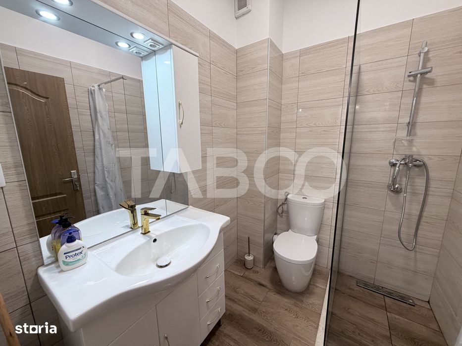 Garsoniera 37,5 mp utili etaj 2 parcare balcon boxa Selimbar Sibiu — fotografia 3