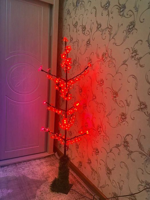 Продаётся светодиодное дерево