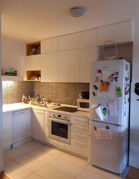 Двустаен имот в кв.Оборище