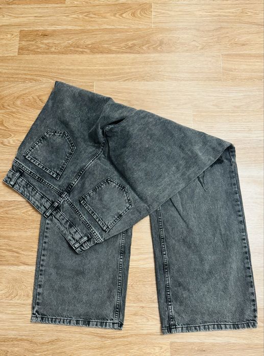 Новые джинсы-4000 тенге