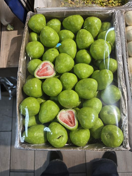 Сублимированные фрукты и мороженое