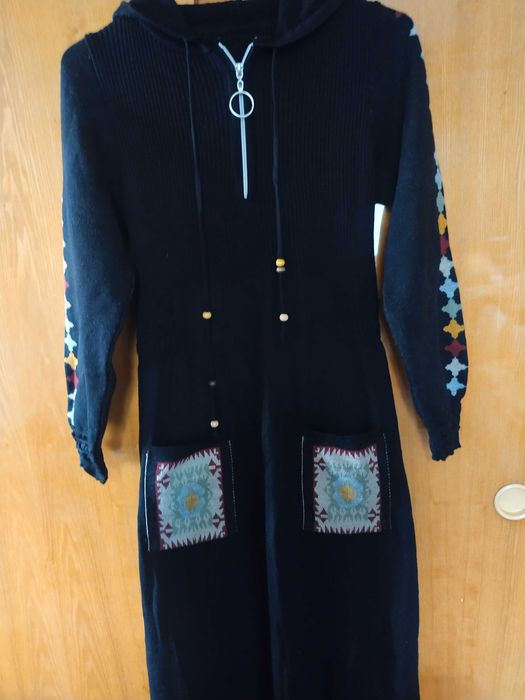 Новое Женское платье .