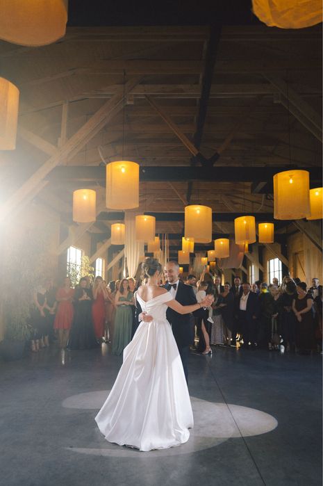 Rochie mireasa tafta