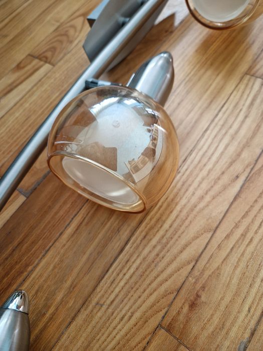 Осветително тяло тройка