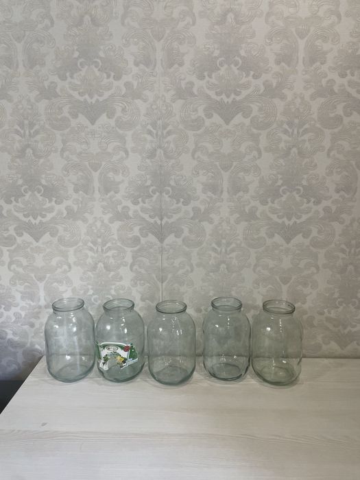 Продам банки 2х литровый