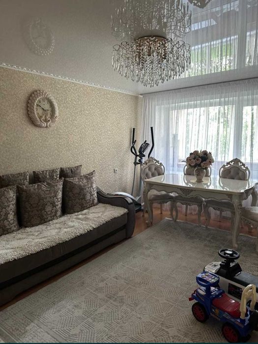 продам 2 ком квартиру Центре