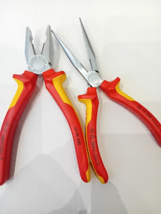 Set profesional Knipex VDE