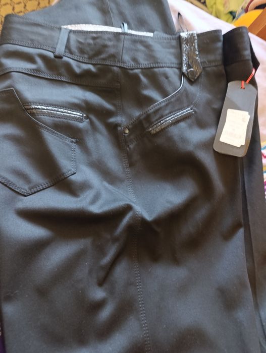 Продам женские брюки