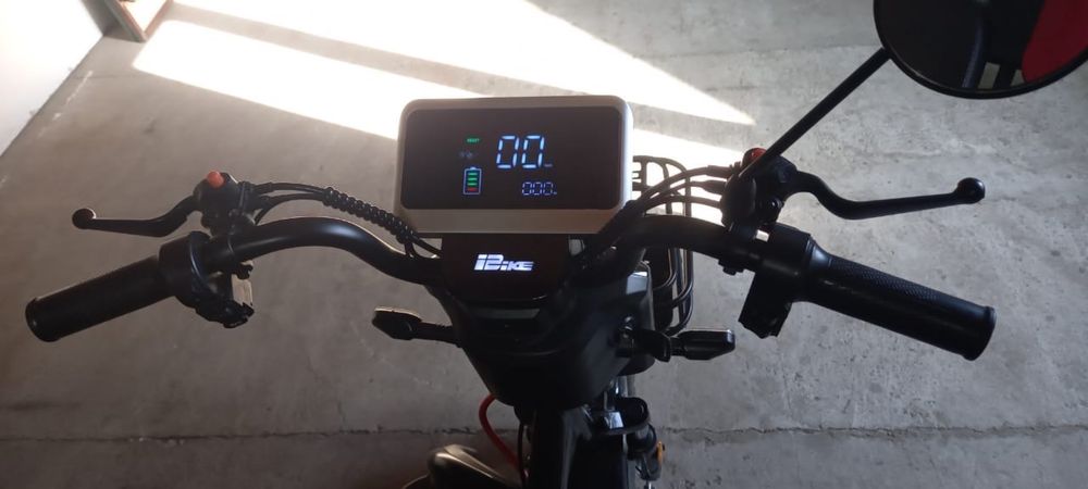 Трицикл электровелосипед