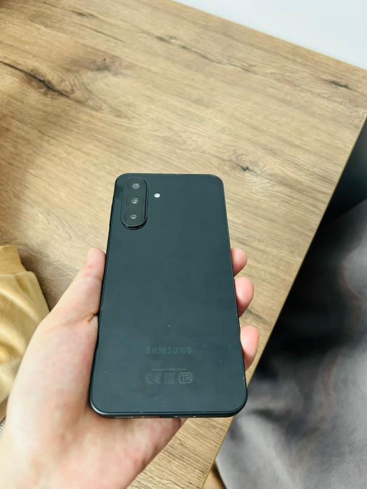 Срочно! Продам Самсунг а26 5G