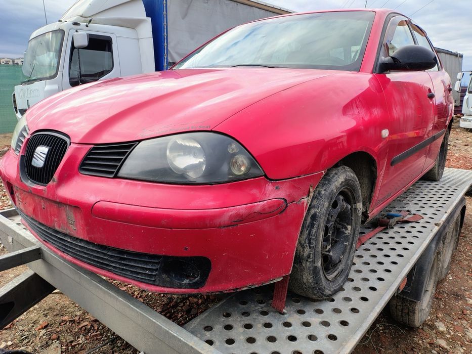 Dezmembrez Seat Ibiza 1.2 12V an 2004 cu gpl