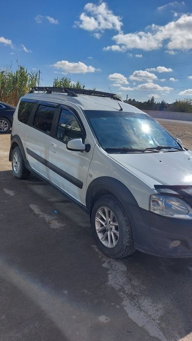 Лада Ларгус Кросс 2019 г.