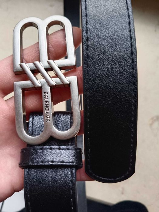 curea balenciaga