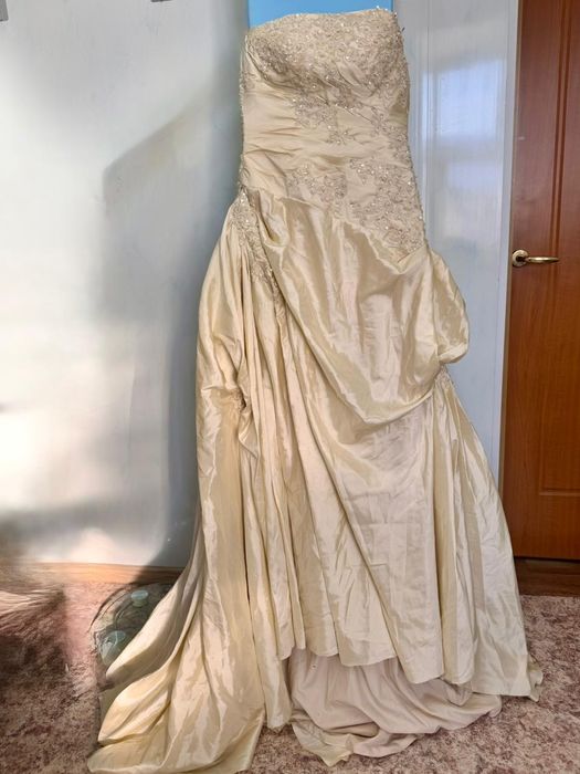 Платье свадебное