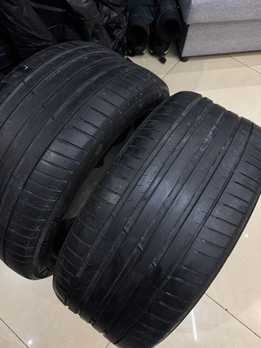 Продам резину 275/40 r21