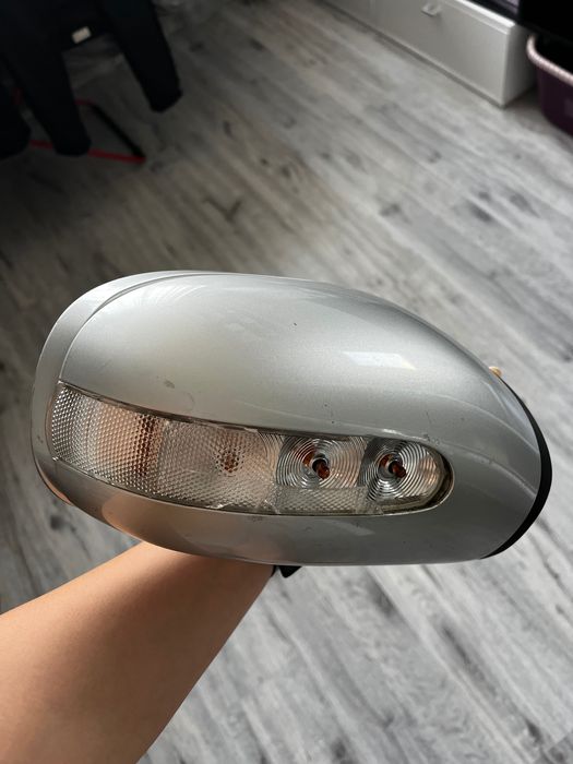 Огледало за Mercedes C200
