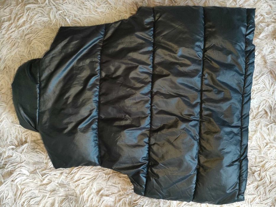 Продам жилетку на мальчика