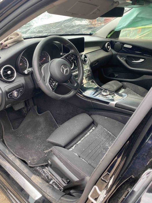 Mercedes C220d 2018г на части