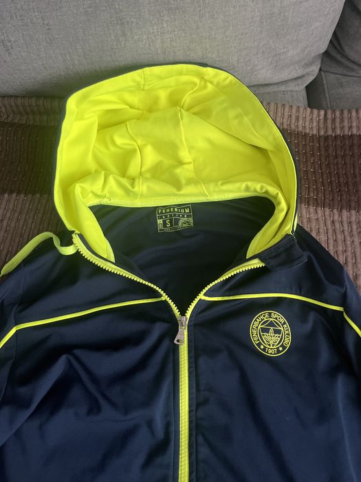 Фенербахче форма оригинал размер S но идёт как М